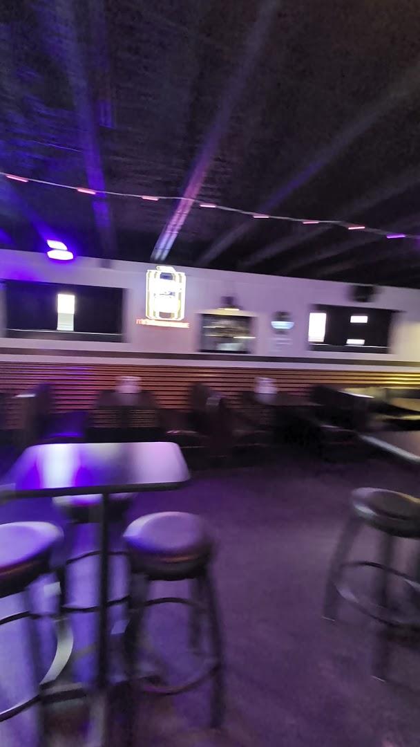 Saltwater Saloon